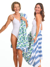 Load image into Gallery viewer, Hydrangea/Striped Beach Towel 2-Piece Set