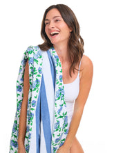 Load image into Gallery viewer, Hydrangea/Striped Beach Towel 2-Piece Set
