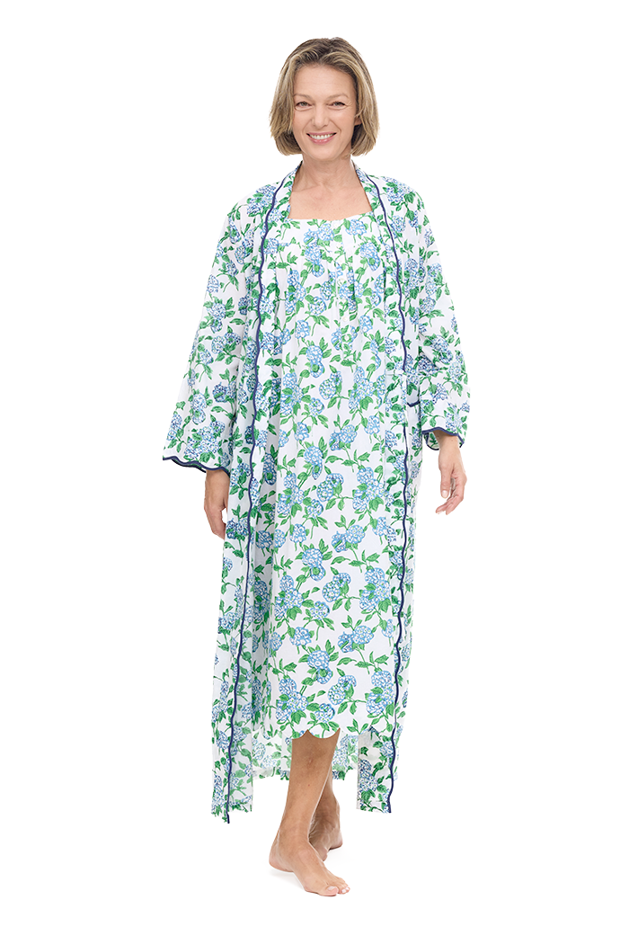 Hydrangea Suvin Classic Robe with Scalloping