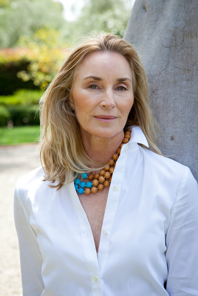 How to wear a bold statement necklace