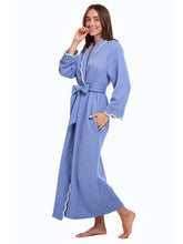 Load image into Gallery viewer, Blue Quilted Classic Robe
