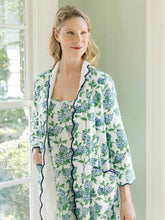 Load image into Gallery viewer, Hydrangea Fleece Lined Classic Robe