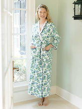 Load image into Gallery viewer, Hydrangea Fleece Lined Classic Robe