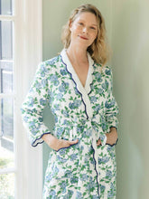 Load image into Gallery viewer, Hydrangea Fleece Lined Classic Robe