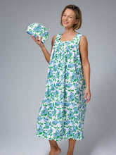 Load image into Gallery viewer, Hydrangea Medium Cosmetic Pouch

