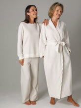 Load image into Gallery viewer, Oatmeal Quilted Classic Robe