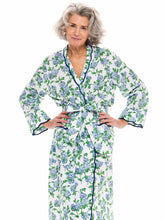 Load image into Gallery viewer, Hydrangea Suvin Classic Robe with Scalloping
