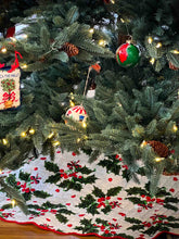 Load image into Gallery viewer, Holiday Print Quilted Tree Skirt