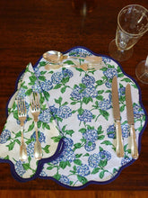 Load image into Gallery viewer, Hydrangea Print Scalloped Napkin and Placemat (Set of 4)
