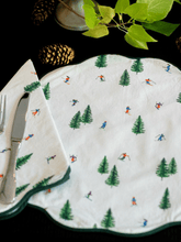 Load image into Gallery viewer, Ski Print Scalloped Napkin and Placemat (set of 4)