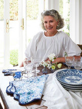 Load image into Gallery viewer, Blue Floral Block Print Scalloped Napkins (set of 4)
