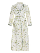 Load image into Gallery viewer, Acorn Print Classic Robe
